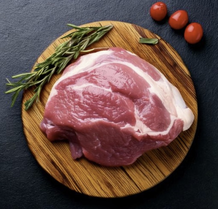 Lamb shoulder cut